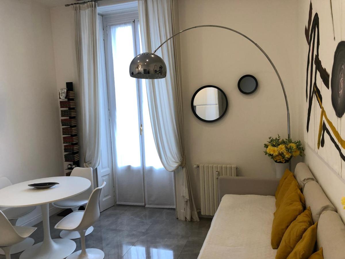 Casa Alberto Da Giussano, Elegante Bilocale In Centro Con Balcone Sul Parco ミラノ エクステリア 写真